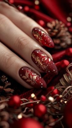 red chritmas nails