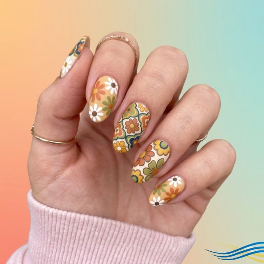 Retro Floral Nail Art